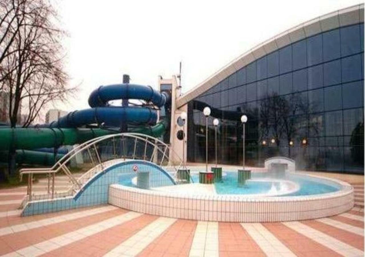 P&O Serviced Apartments Pulawska Warszawa Eksteriør billede